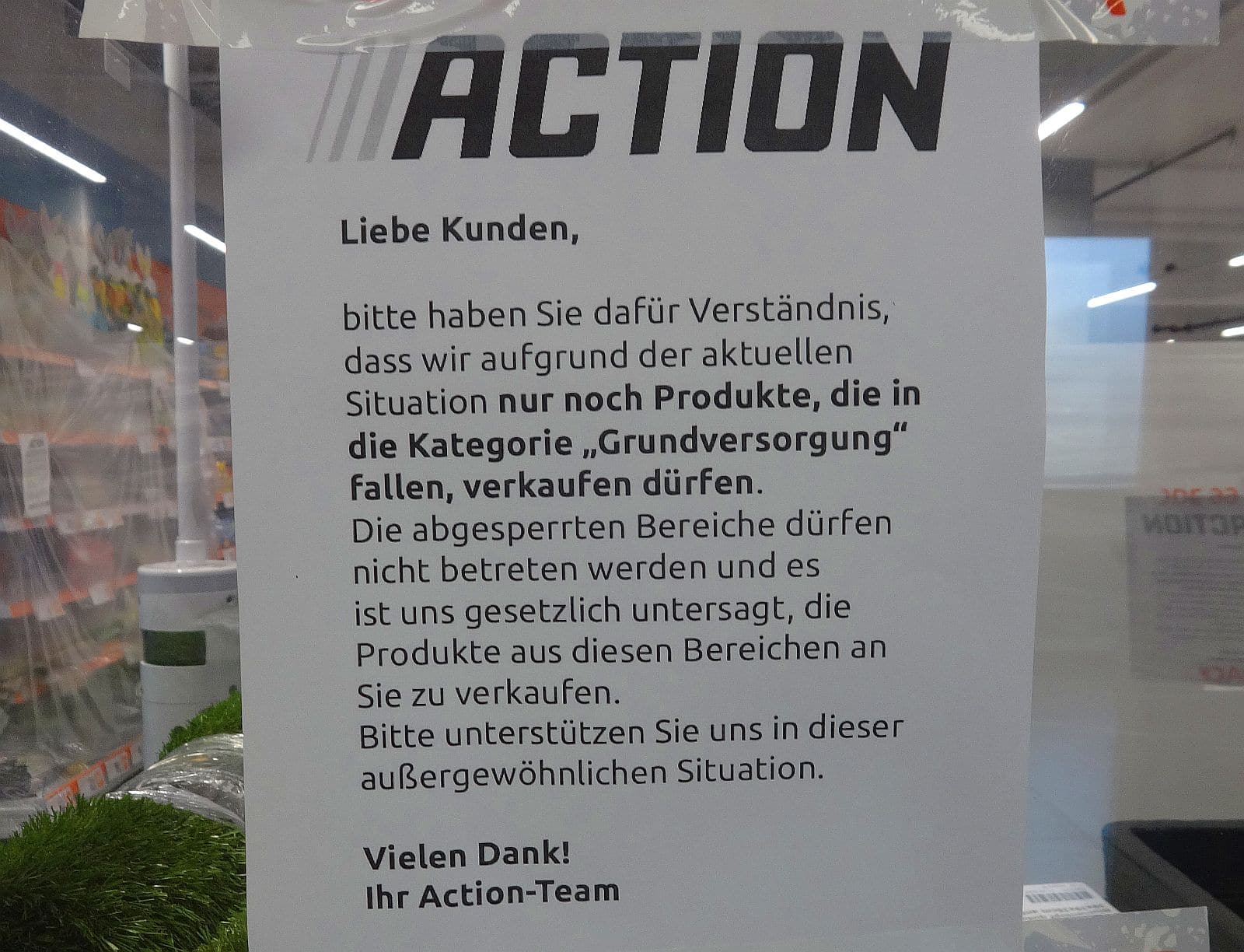 coronavirus mussen grosse markte ihr angebot einschranken nrwz de