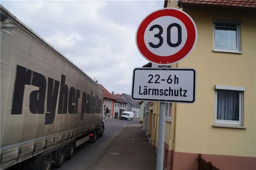 B27 in Schömberg: Ganztags Tempo 30 gefordert