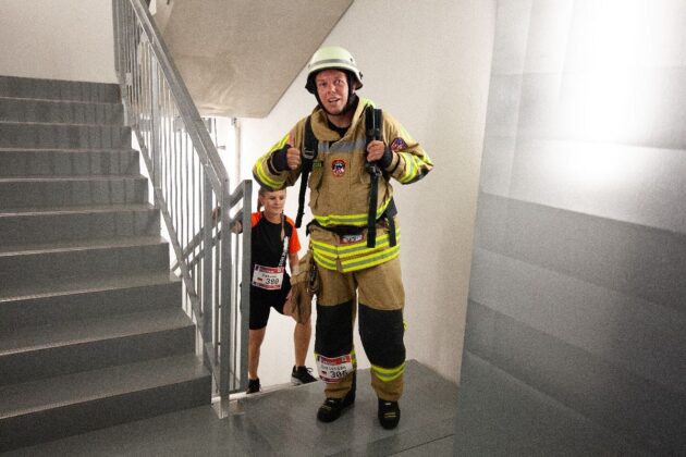 "Towerrun": Treppenläufer erklettern den TK Elevator Testturm in Rottweil