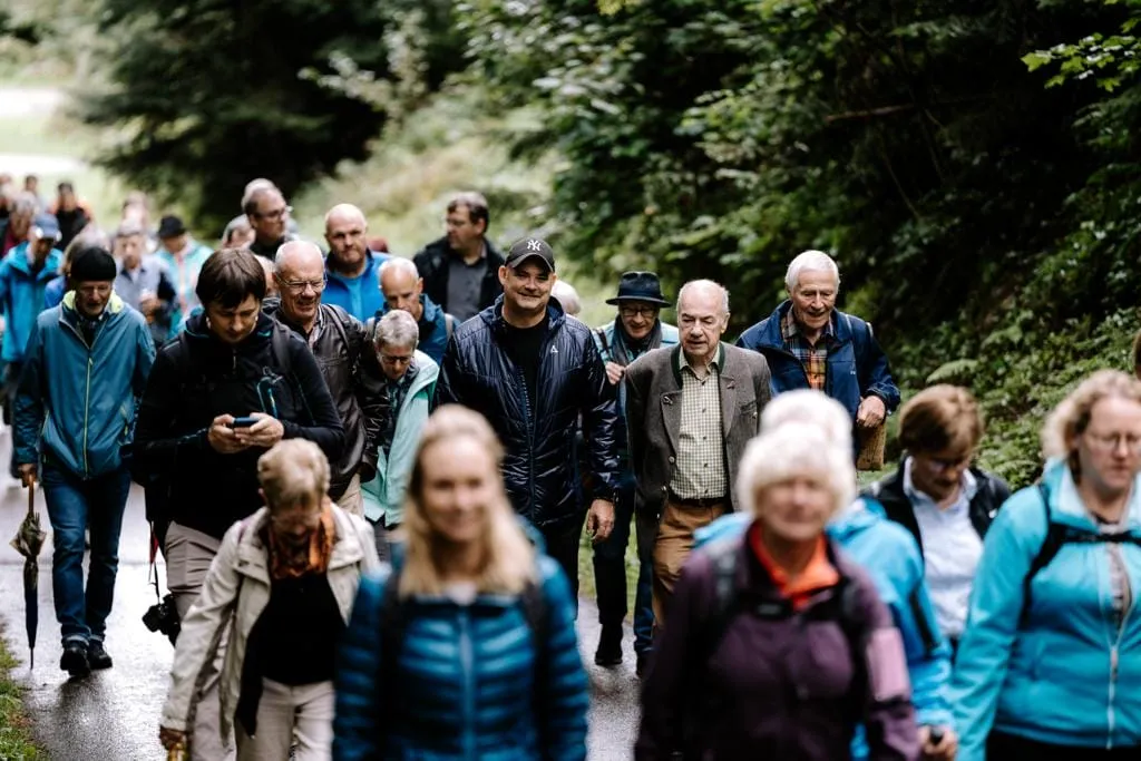 Erfolgreiche Fortsetzung des Wandersommers: CDU-Landtagsfraktion lud zur Wanderung zwischen Schramberg und Schiltach