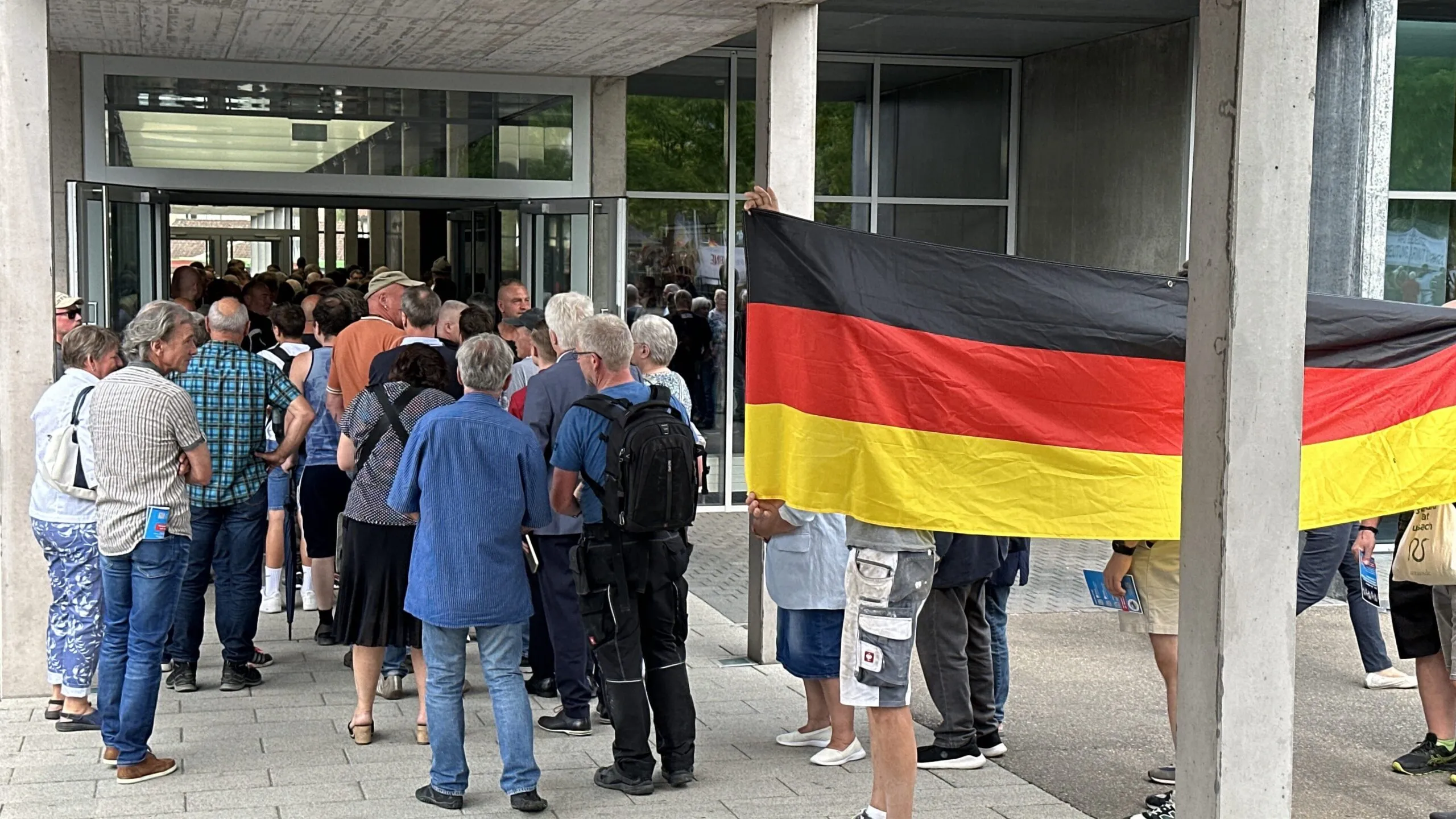 Interner Streit? AfD plant außerordentlichen Landesparteitag in Rottweil 2024