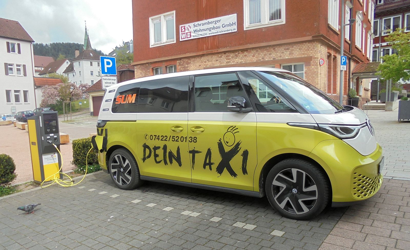 e taxi bus sum dk 200424