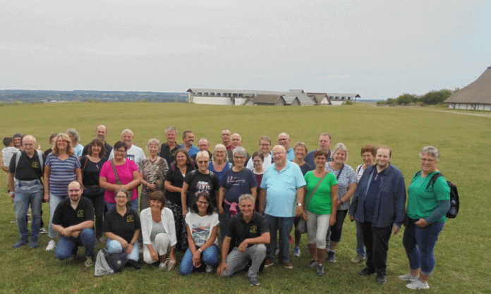 falkensteiner ausflug heuneburg gruppenbild dkk 080924 (10)