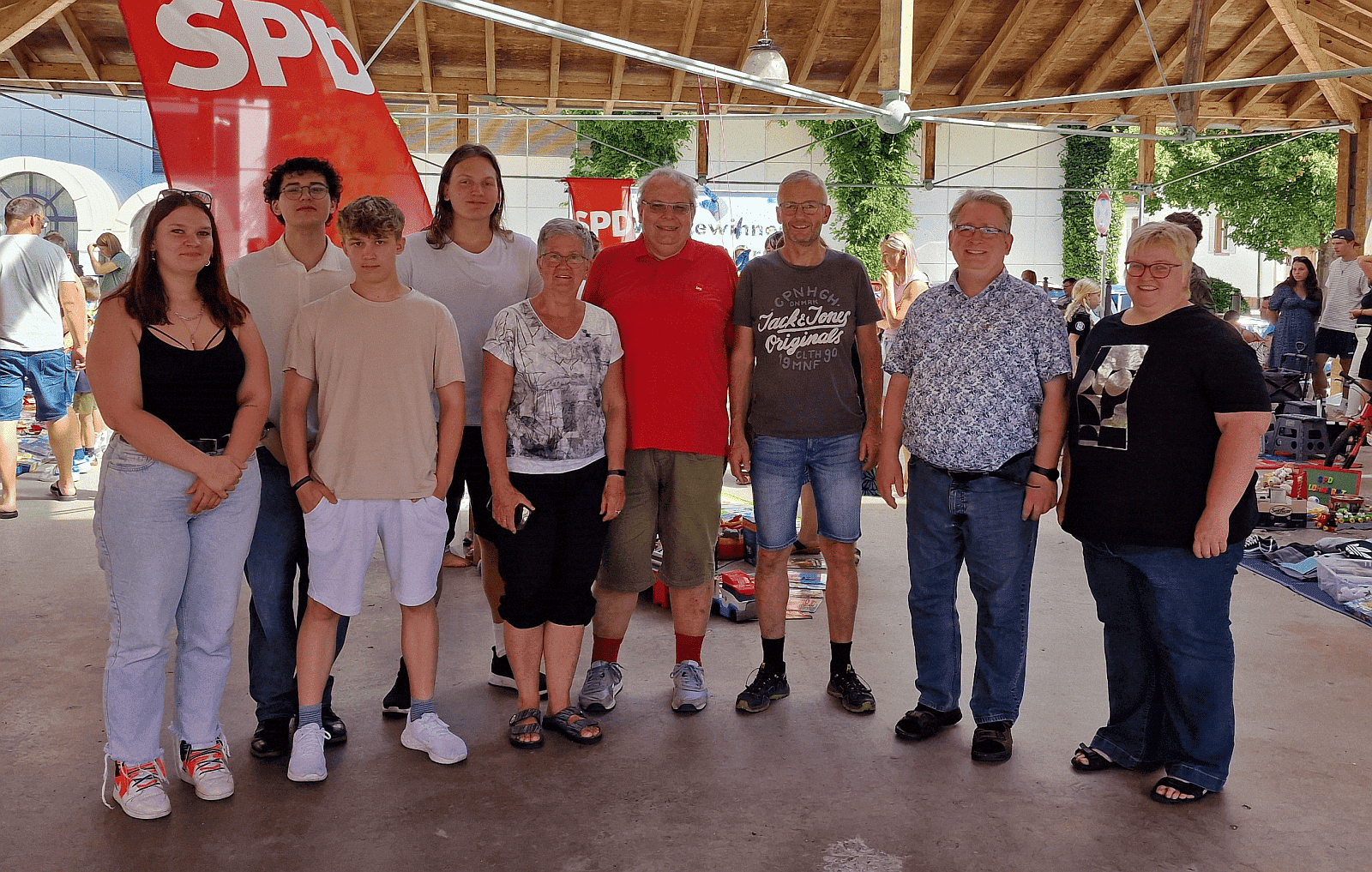 flohmarkt team spd mit besuch dkpm 080924