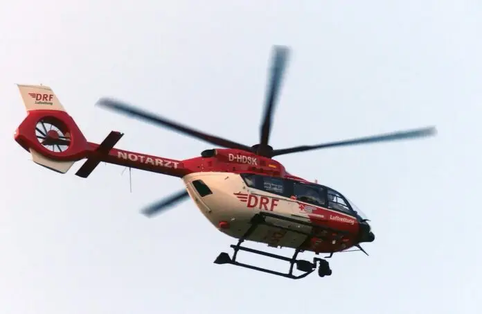 rettungshubschrauber abflug bernecksportplaz dk 100924 (7)